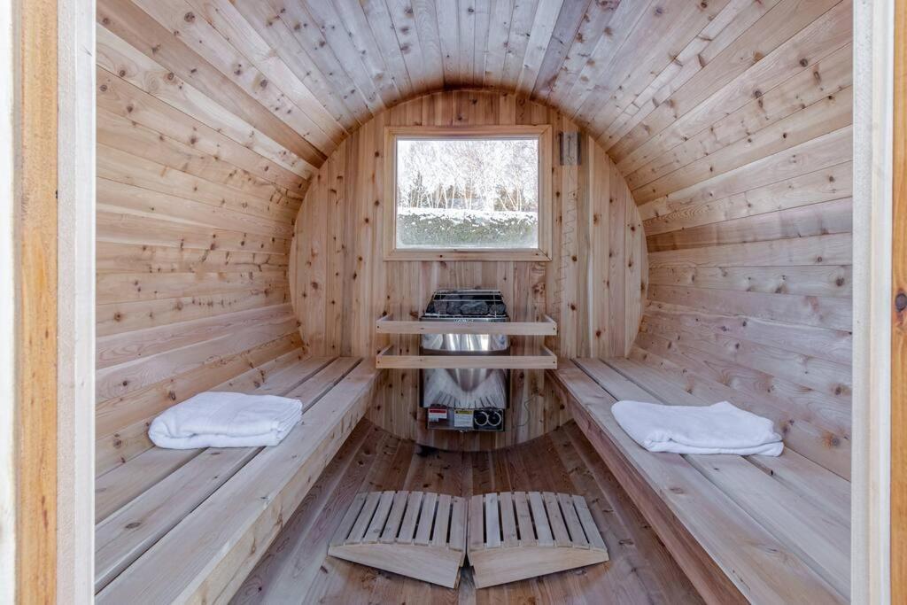 Spa, Sauna Et Foyer : Le Phare De * Baie-Saint-Paul