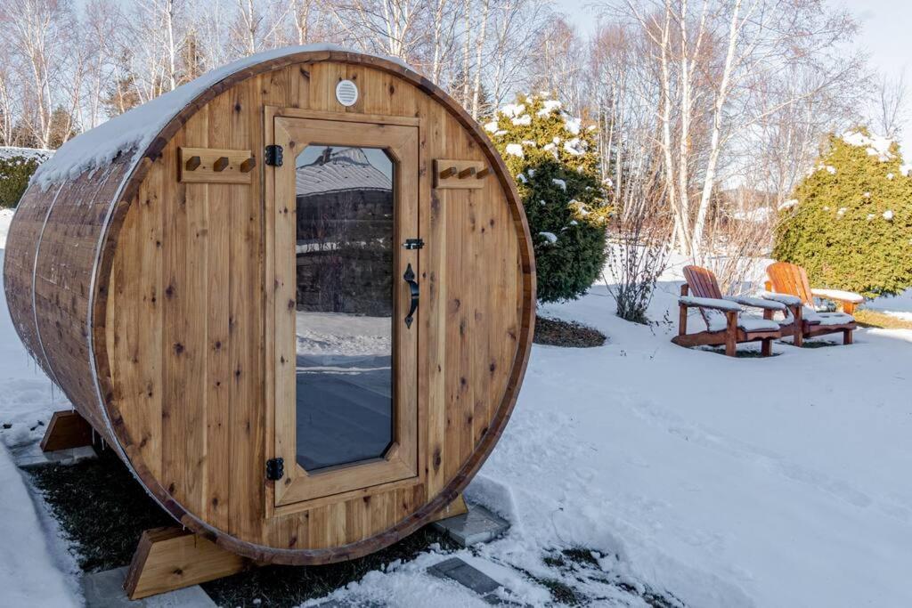 Chalet Spa, Sauna Et Foyer : Le Phare De Baie-Saint-Paul